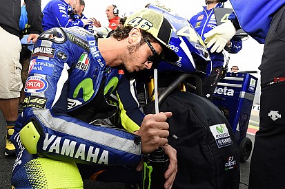 "De plus en plus difficile course après course" constate Valentino Rossi