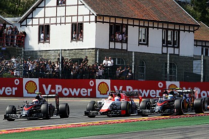Hamilton - Quand je vois les McLaren avec les Manor, je me sens mal