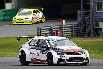 Seventh win for Pechito López