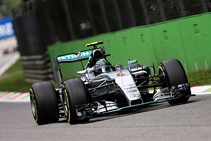 Rosberg to take new engine in Singapore