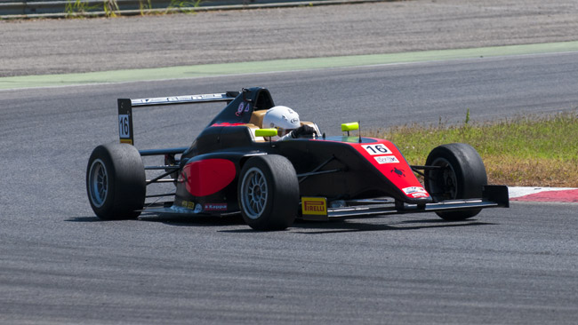 Ian Rodriguez debutta con DRZBenelli ad Imola