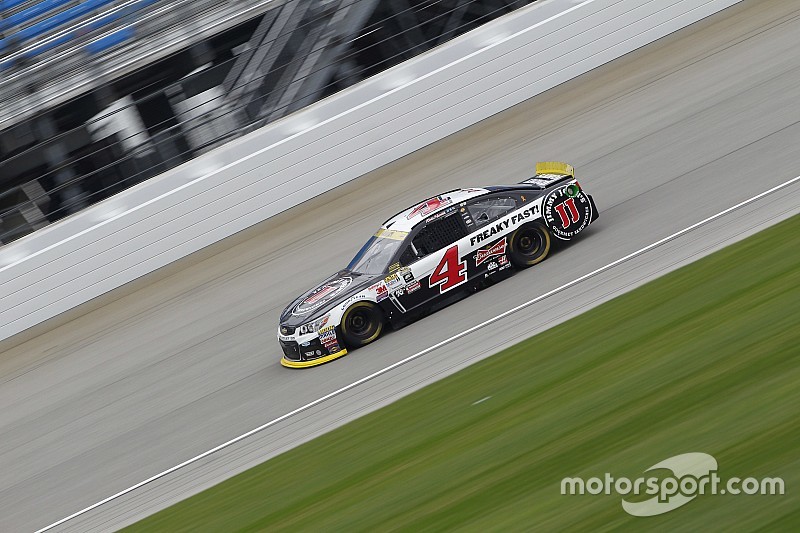 Kevin Harvick poleman au Chicagoland grâce à la pluie