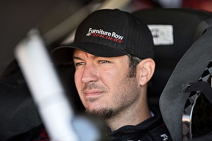 Truex Jr logra el mejor tiempo en la Happy Hour