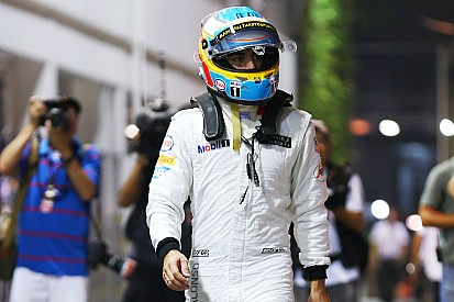 Alonso insiste que problemas da McLaren são “normais”