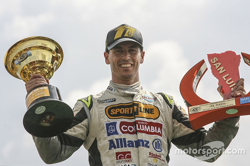 Ganador de la carrera Leonel Pernia, Las Toscas Racing Chevrolet