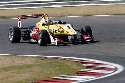 Antonio Giovinazzi remporte les Masters de F3 à Zandvoort