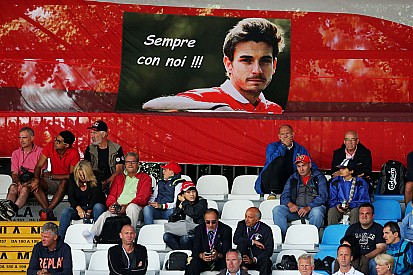 El padre de Bianchi dice que aún no puede ver la F1