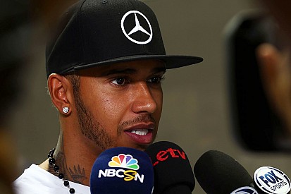 Hamilton no cree en conspiraciones