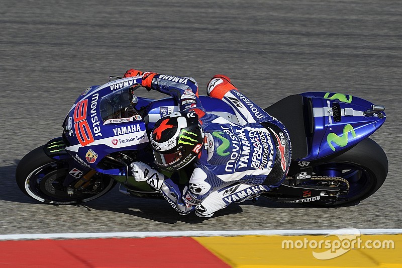 Lorenzo volvió a dominar y le sacó 0s7 a Rossi