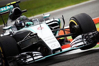Japanese GP: Rosberg fastest in dry third free practice