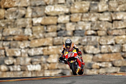 Mesmo com queda, Marquez é pole em Aragón; Rossi é 6º