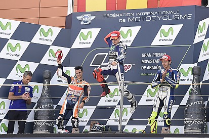 Lorenzo domina y cierra la diferencia con Valentino en Aragón