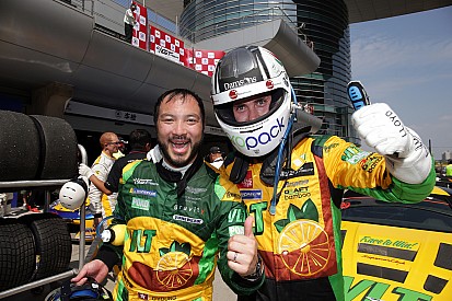 Lloyd puts in stunning drive to claim victory in Shanghai
