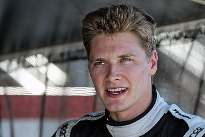 Newgarden returning to CFH Racing for fifth season