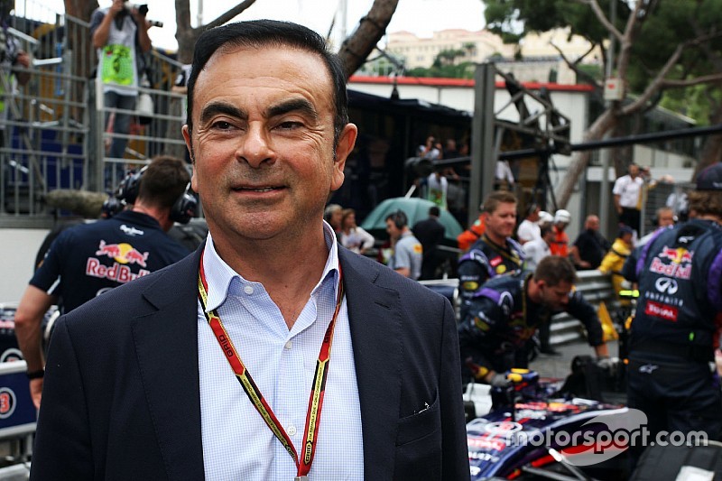 Carlos Ghosn - Pas de véhicules autonomes Nissan pour 2020
