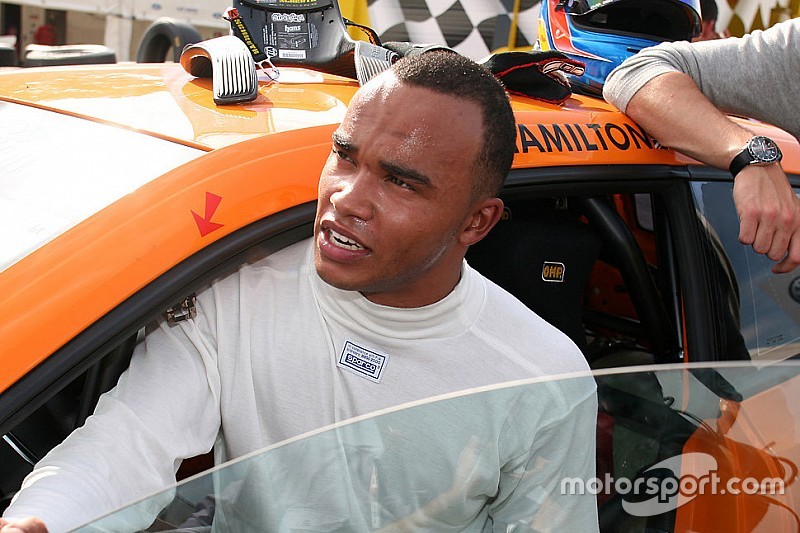 Focado em planos de 2016, irmão de Hamilton desiste de prova