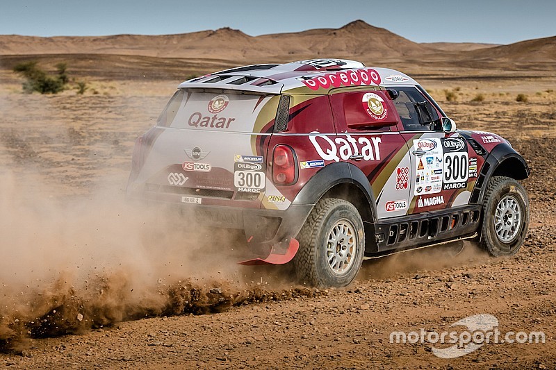 Sainz tiene problemas y Al-Attiyah es el nuevo líder en Marruecos