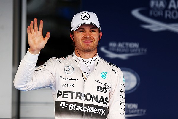 Rosberg supera a Hamilton para lograr la pole en Rusia