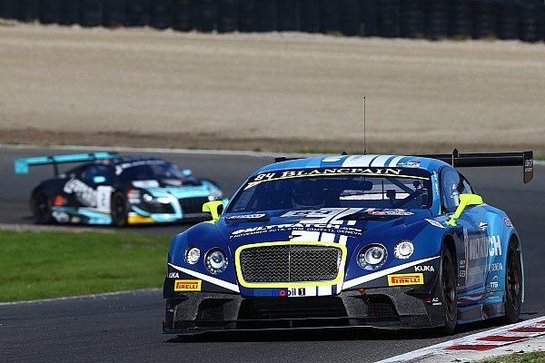 Frijns verliest leiding in Blancpain Sprint-klassement