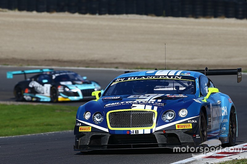 Frijns verliest leiding in Blancpain Sprint-klassement