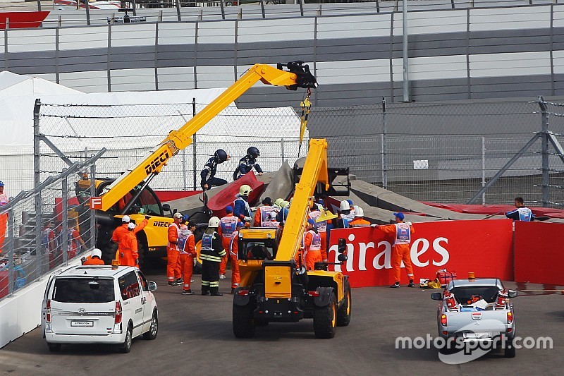 F1 "dodged a bullet" with Sainz's accident