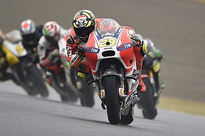 Un guasto al motore costa il primo ritiro a Iannone