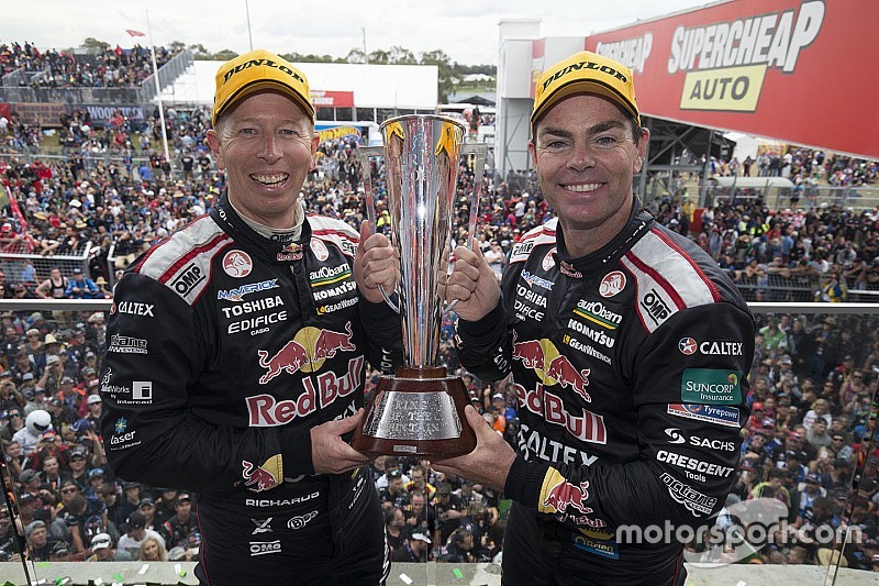 Bathurst 1.000: Craig Lowndes und Steven Richards siegen