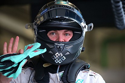 Mercedes - Rosberg doit revenir plus fort en 2016