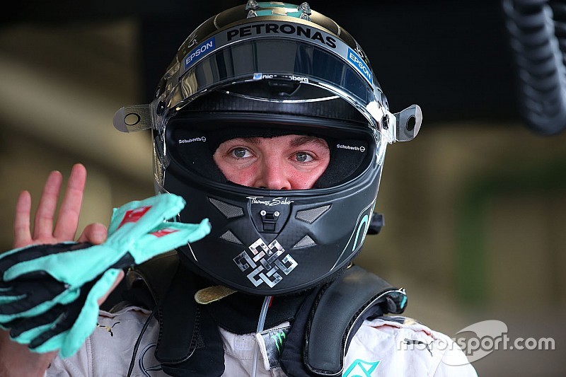 Mercedes - Rosberg doit revenir plus fort en 2016