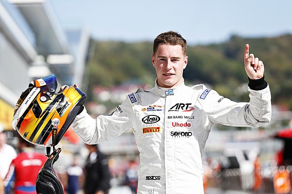 Richie Stanaway gewinnt GP2-Sprint in Sotschi, Stoffel Vandoorne den GP2-Titel