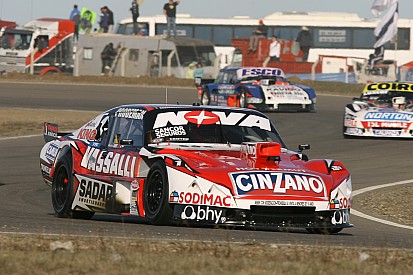 Una pinchadura le costó el liderazgo de la Copa a Rossi