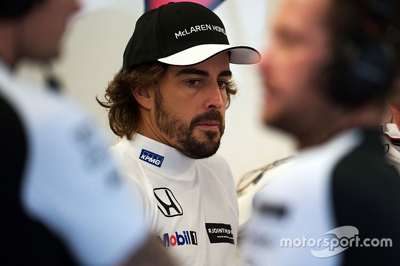 Alonso protagoniza nova polêmica no rádio: "adoro seu humor"