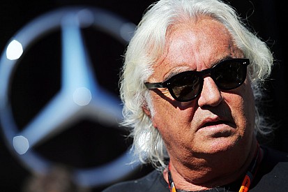 Flavio Briatore: Hybridantrieb als Achillesferse der Formel 1