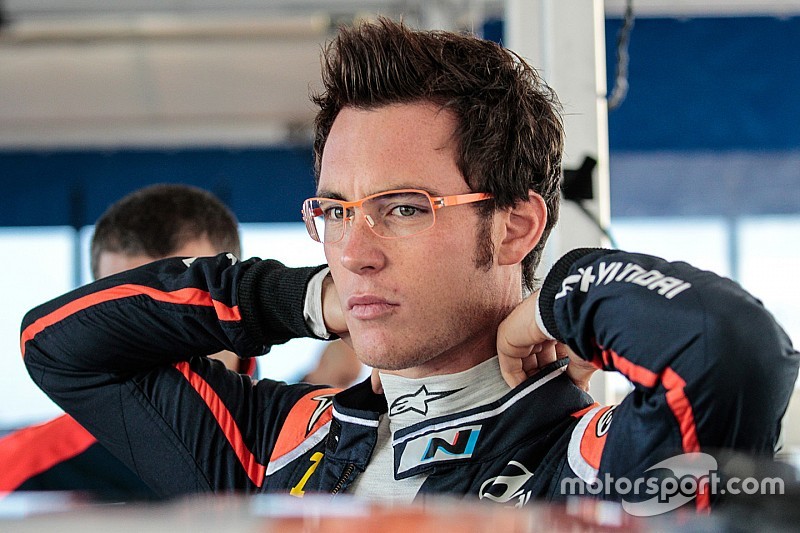 Neuville degradado por Hyundai para "reconstruir la confianza"