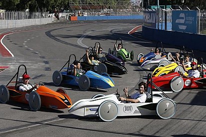 Formula E School Series soltanto in Europa?