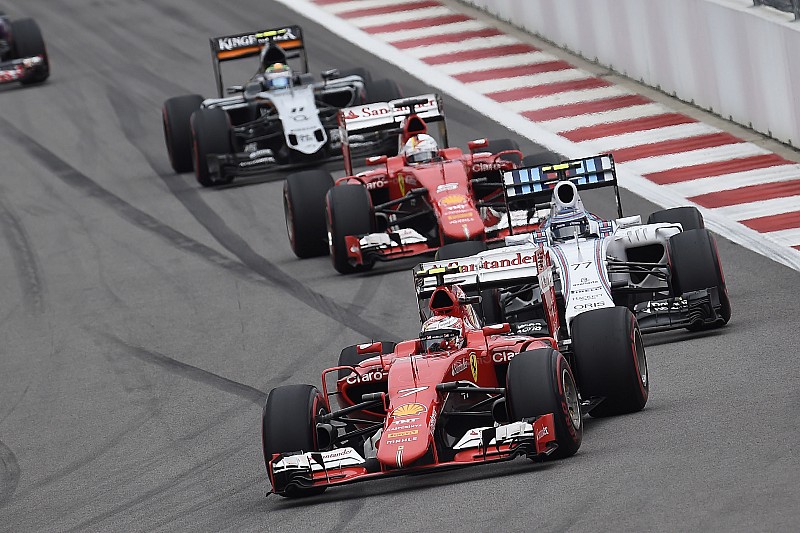 Kimi Raikkonen, Ferrarri, Valtteri Bottas, Williams et Sebastian Vettel, Ferrari