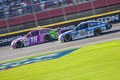 Piste glissante ou pas, Earnhardt Jr et Kyle Busch sont sous pression