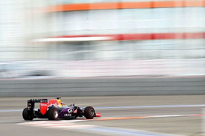 Ecclestone still pushing for alternative engine for Red Bull