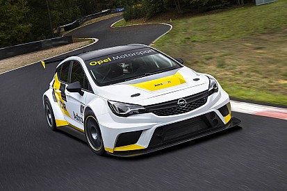 Opel présente sa nouvelle Astra TCR