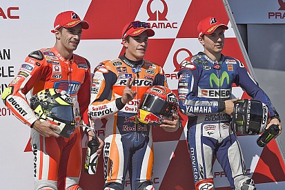 Márquez logra la pole para Australia
