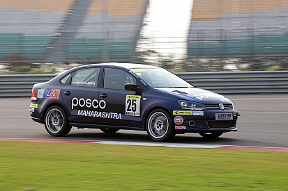 Reddy takes a win in a stop/start Vento first race