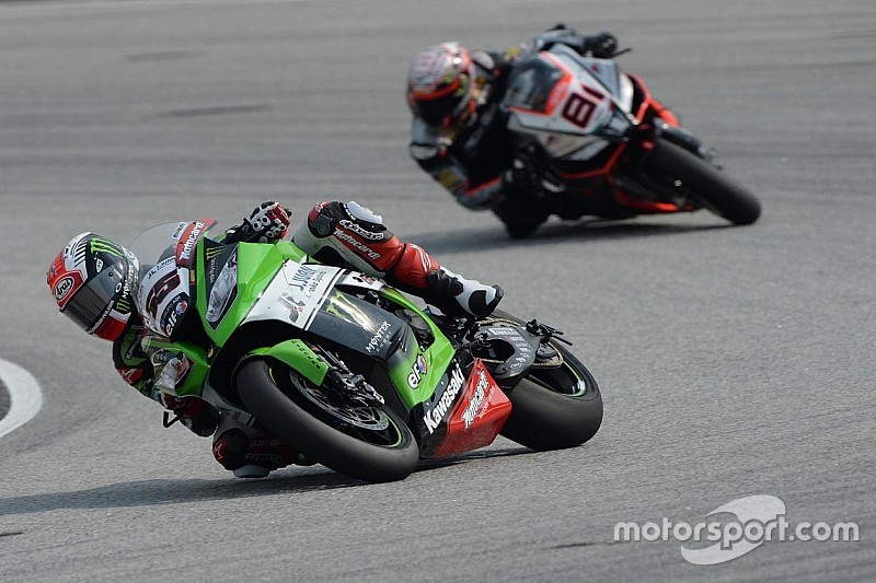 Rea displaces Torres to end first Qatari night on top