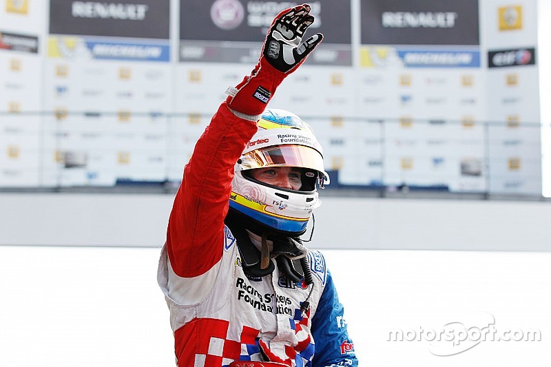 Rowland gana en Jerez y supera el récord de Sainz