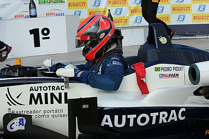 Mesmo com esforço de Baptista, Piquet vence 11ª seguida