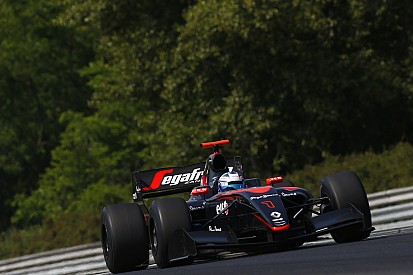 Jerez FR3.5: De Vries scores maiden victory in season finale