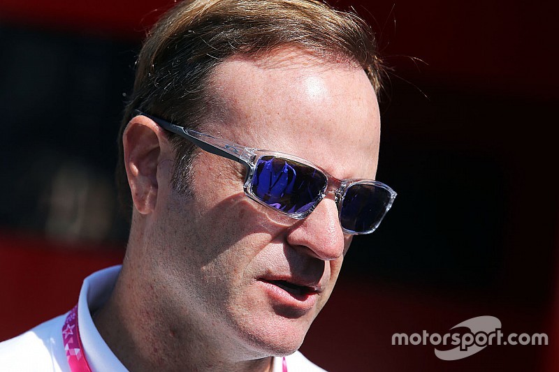 Barrichello lamenta fim de equipe que o projetou no exterior