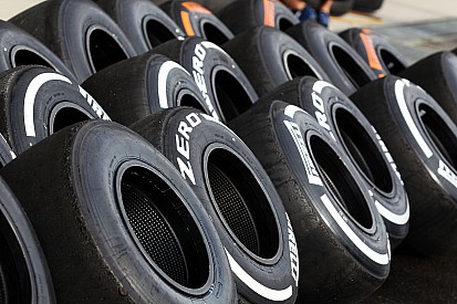 P Zero White Medium and P Zero Yellow Soft compounds for United States GP