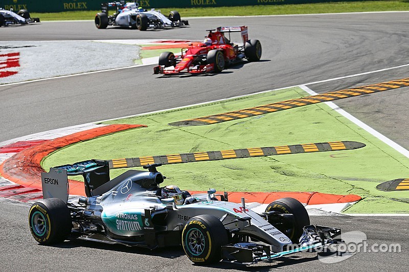FIA планирует постоянно отслеживать давление в шинах