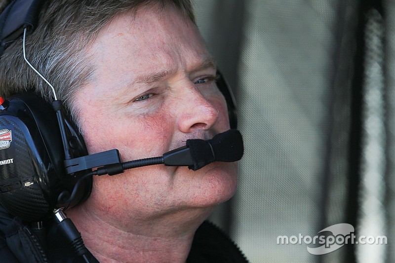 Schmidt: IndyCar costs are “virtually impossible to justify”