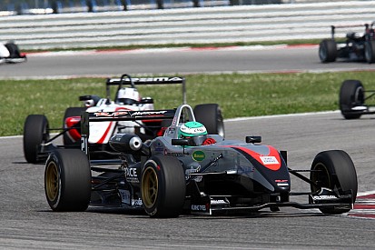 RP Motorsport debuteert in Formule 3.5 V8